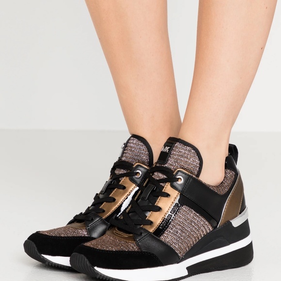 Michael Kors Georgie Chain-Mesh and Leather Trainer Size 8 - Picture 2 of 8